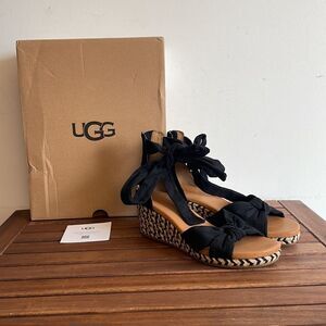UGG Yarrow Espadrille Wedge Sandals Black Women Size 7.5/UK 5.5/EU 38.5